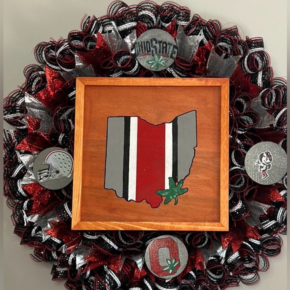 18” Hand crafted Ohio State Buckeyes Wreath